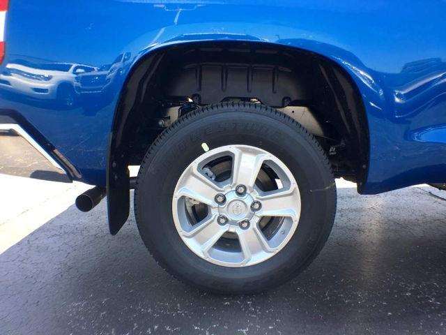 2017 Toyota Tundra SR5 5.7L V8 w/FFV